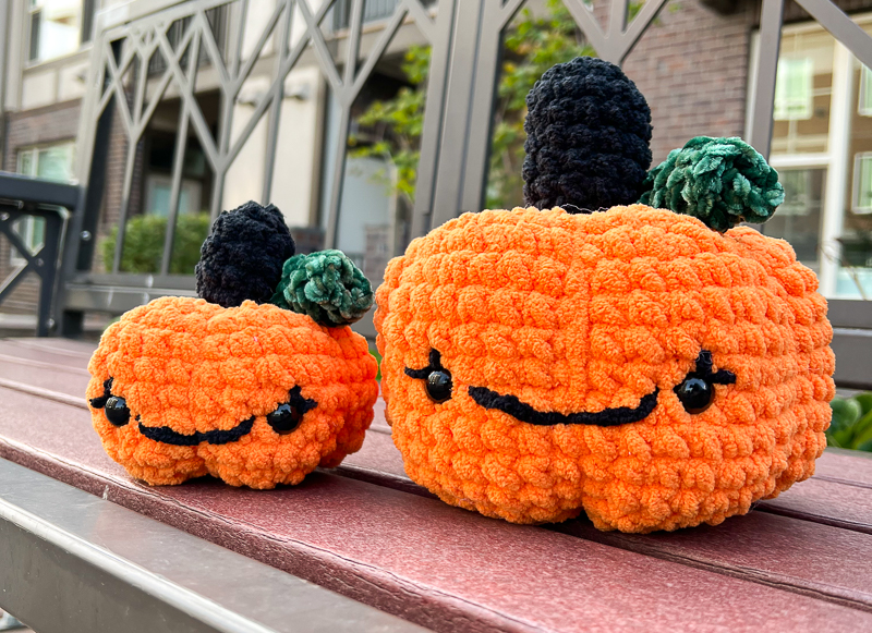 EASY Crochet Pumpkin Pattern for Beginners (Amigurumi Plushie